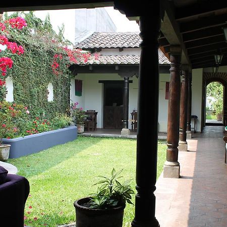 Casa Naranjo Bed & Breakfast Antigua Exterior photo