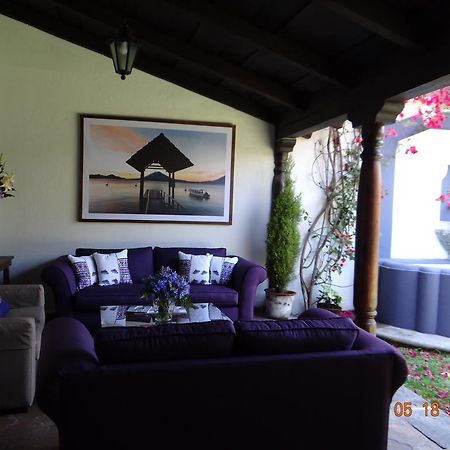 Casa Naranjo Bed & Breakfast Antigua Exterior photo