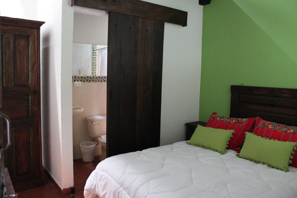 Casa Naranjo Bed & Breakfast Antigua Exterior photo