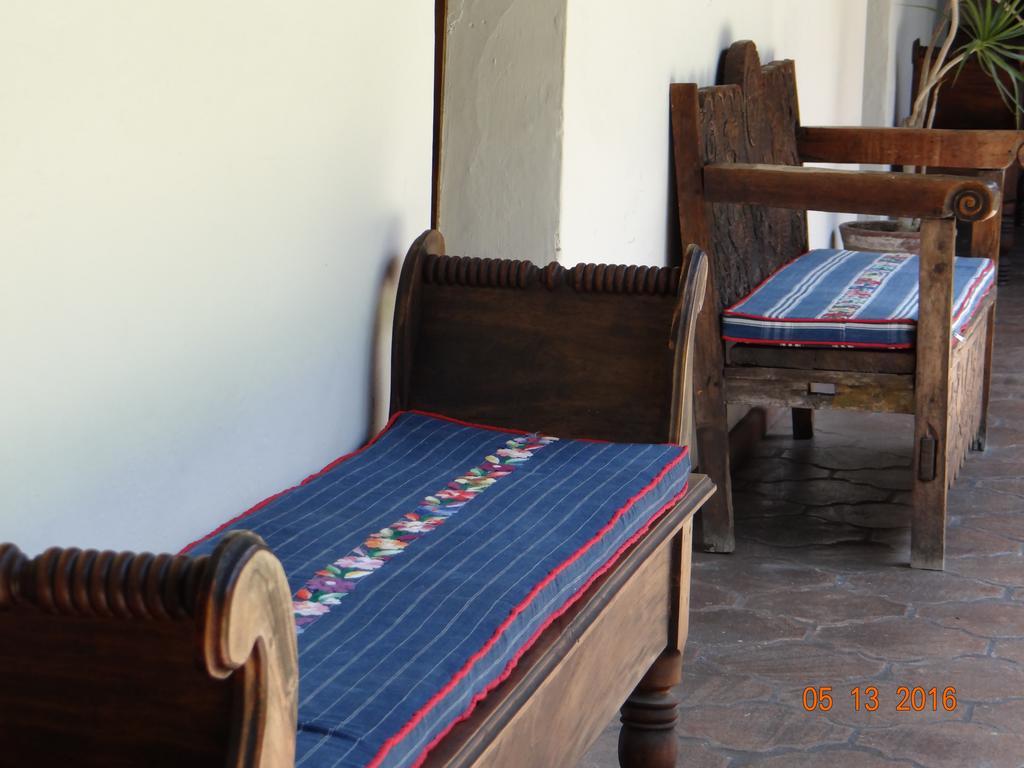 Casa Naranjo Bed & Breakfast Antigua Exterior photo