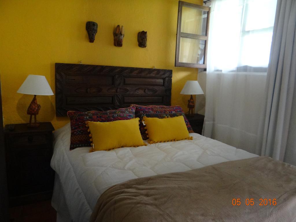 Casa Naranjo Bed & Breakfast Antigua Exterior photo