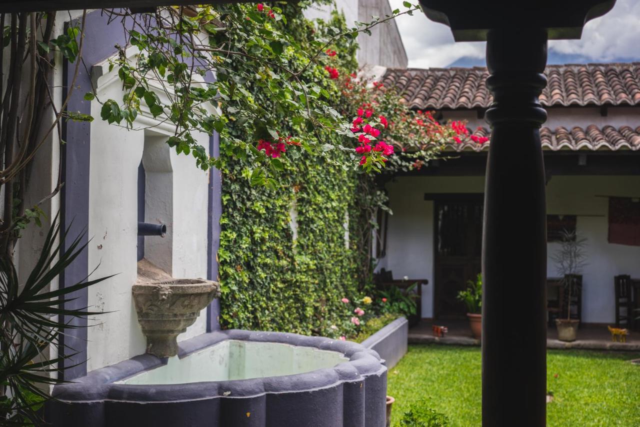 Casa Naranjo Bed & Breakfast Antigua Exterior photo